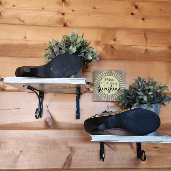 Michael Kors 🌻 Black Tan Leather Cone Heels Sandals Braided T Strap Thong 6.5 M - Picture 12 of 12